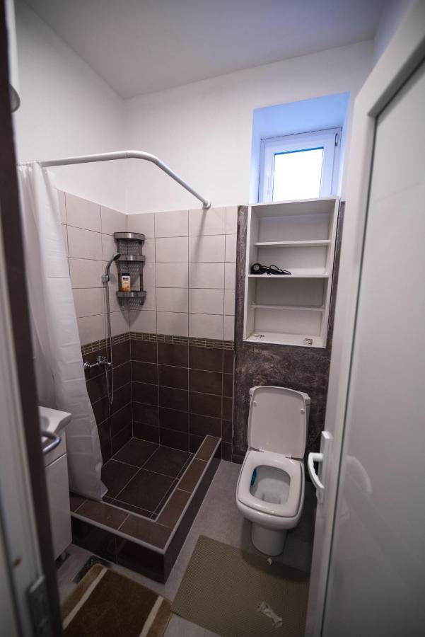 Hostel Evropa Nikšić Eksteriør bilde